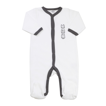 pyjama blanc avec tête de chaton dessus pyjama blanc avec tête de chaton dessus