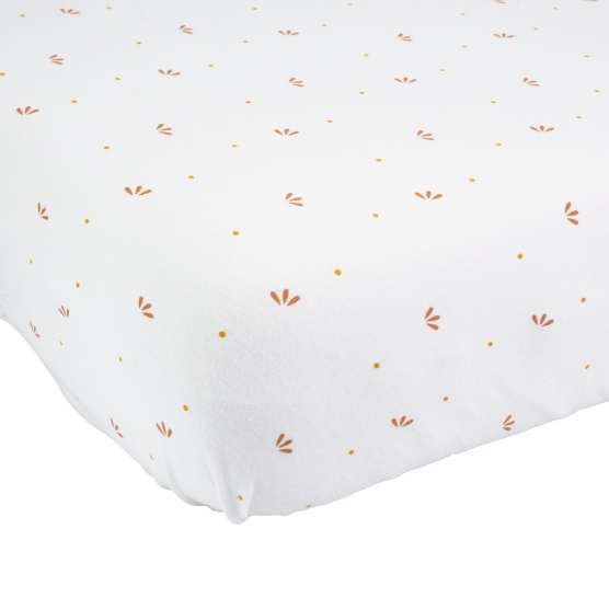 fitted sheet in packaging
