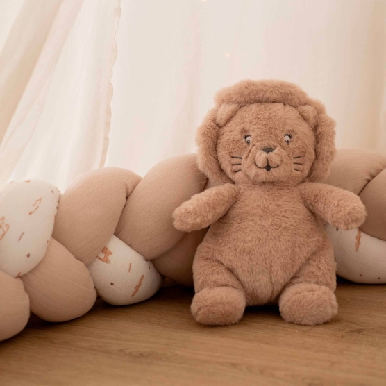 Musical plush toy Leo the Lion