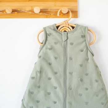 Jacquard sleeping bag with zipper close-up Jacquard sleeping bag with zipper close-up