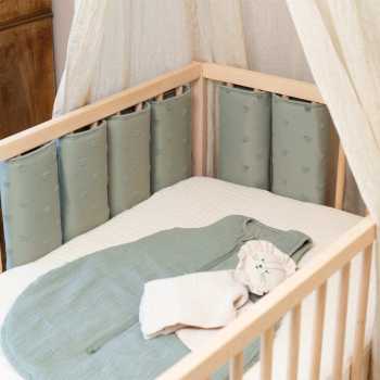 berço com roupa de cama e protetor de grades berço com roupa de cama e protetor de grades