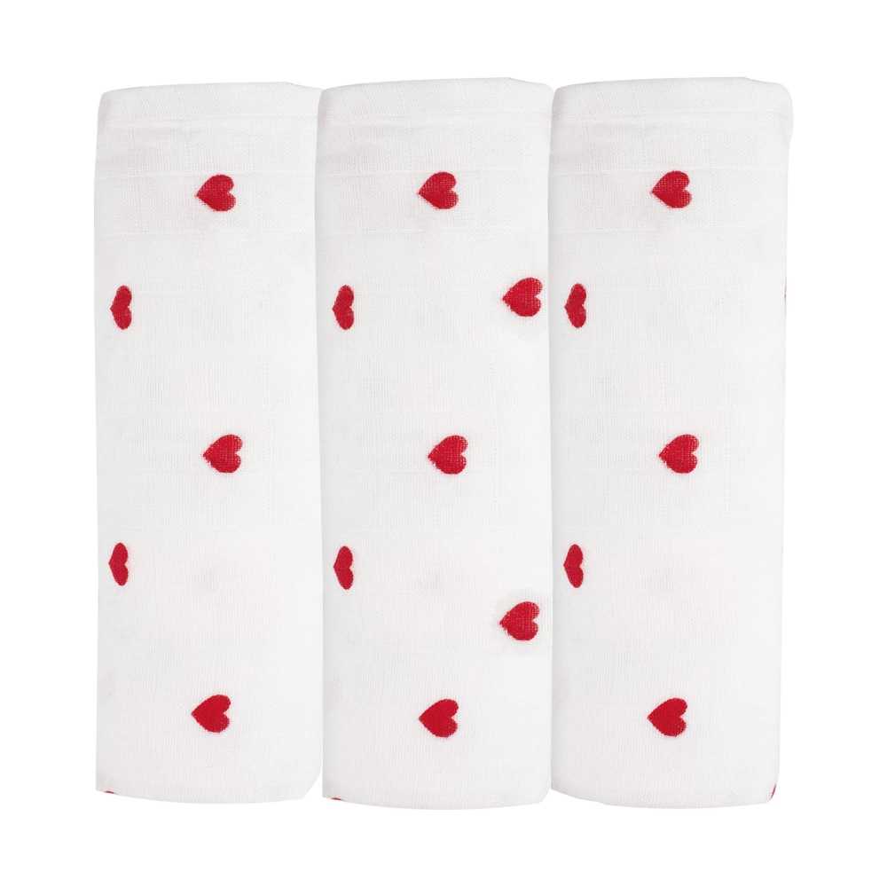 Conjunto de 3 fraldas de pano para bebé com fundo branco e corações vermelhos Conjunto de 3 fraldas de pano para bebé com fundo branco e corações vermelhos