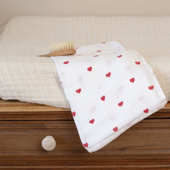 Set of 3 white baby swaddles with red hearts