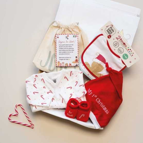 Conjunto de nascimento com a primeira roupa de Natal do bebé