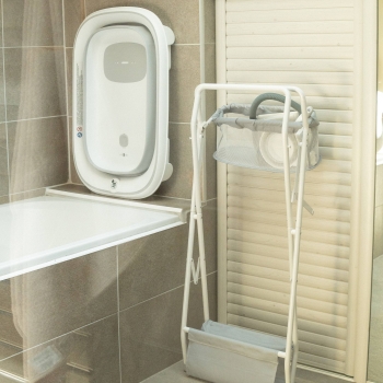 baby bathtub with easy-to-store stand baby bathtub with easy-to-store stand