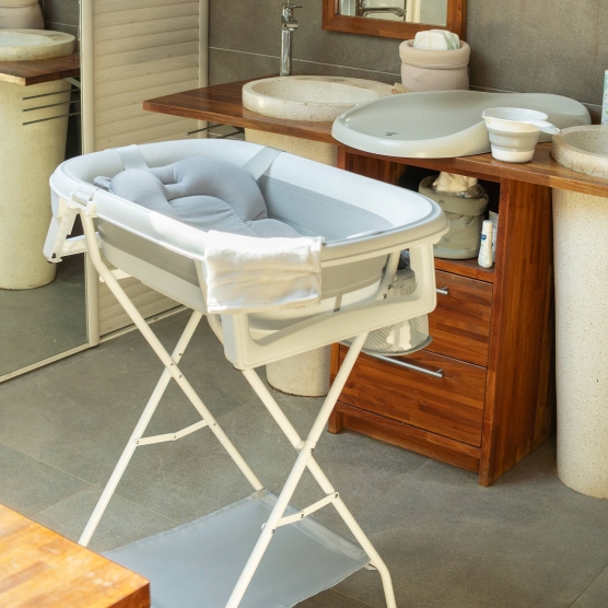 Baignoire bébé avec support...