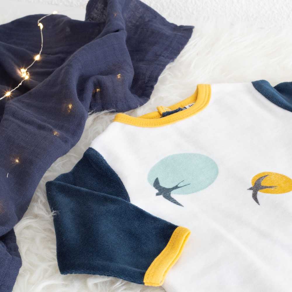 Pijama vuelo de pájaros