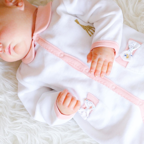 Sleep well ©Sophie la girafe