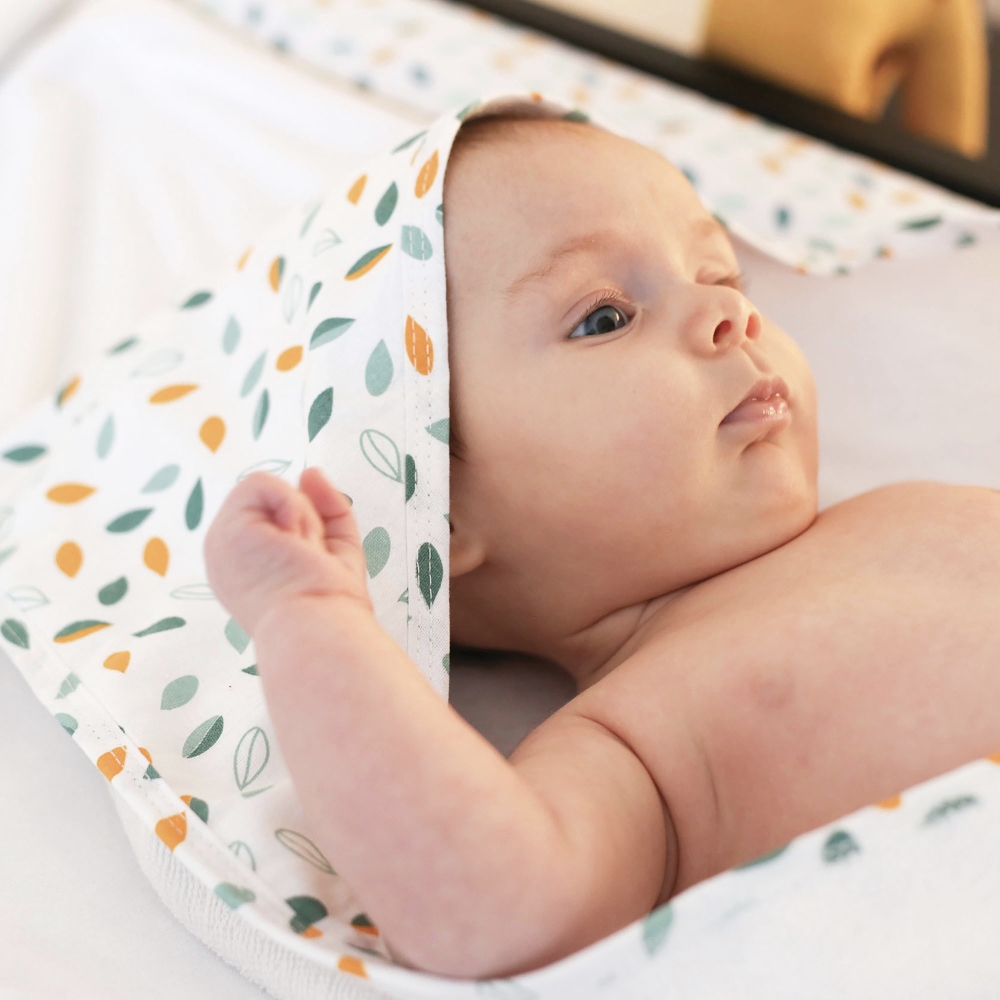 Leaf-patterned hooded bath towel - Kolala and his tribe