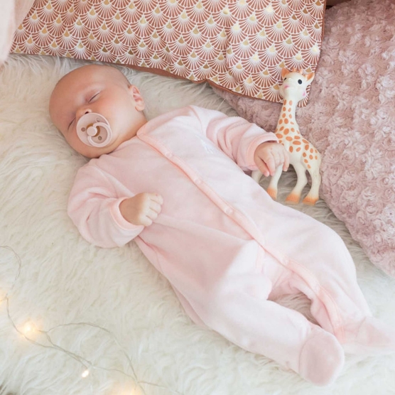 Pyjama en velours rose poudré