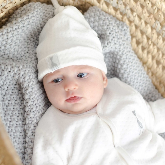 Maternity jacquard velvet bonnet