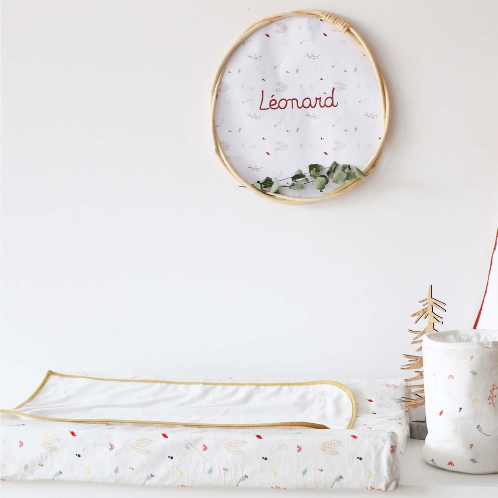 Changing mat + removable towel - Hide and seek in the forest Changing mat + removable towel - Hide and seek in the forest