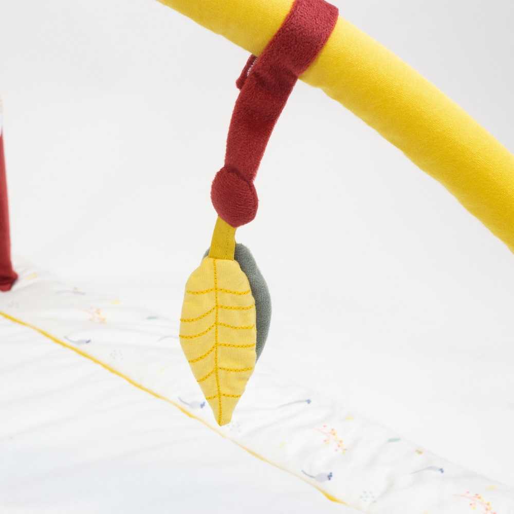 Zoom de las hojas de papel crujiente