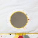 Zoom sur le miroir rond du tapis d'éveil Zoom sur le miroir rond du tapis d'éveil