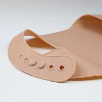 Prendedor de babete em silicone