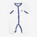 Pijama de bebé branco e azul-marinho com bordado