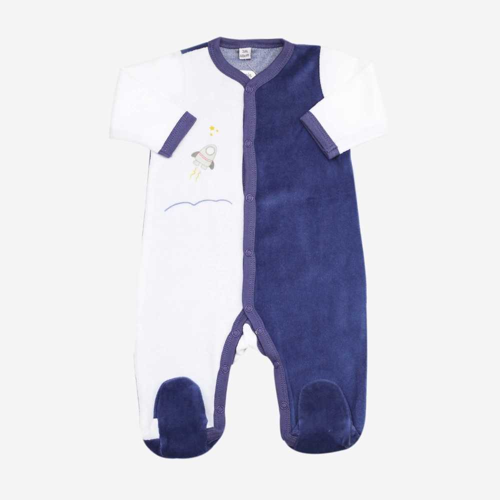 Pijama branco e azul-marinho