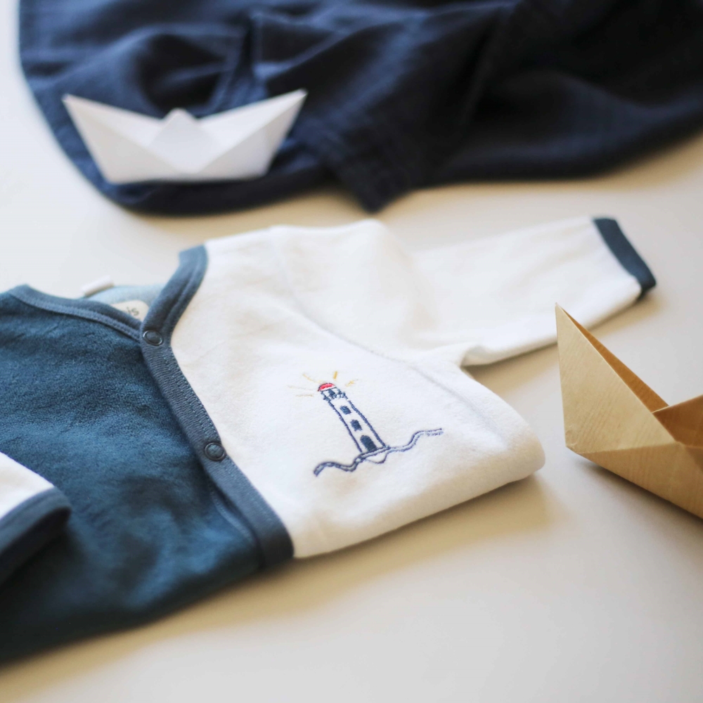 Sleep well baby lighthouse presentation Sleep well baby lighthouse presentation