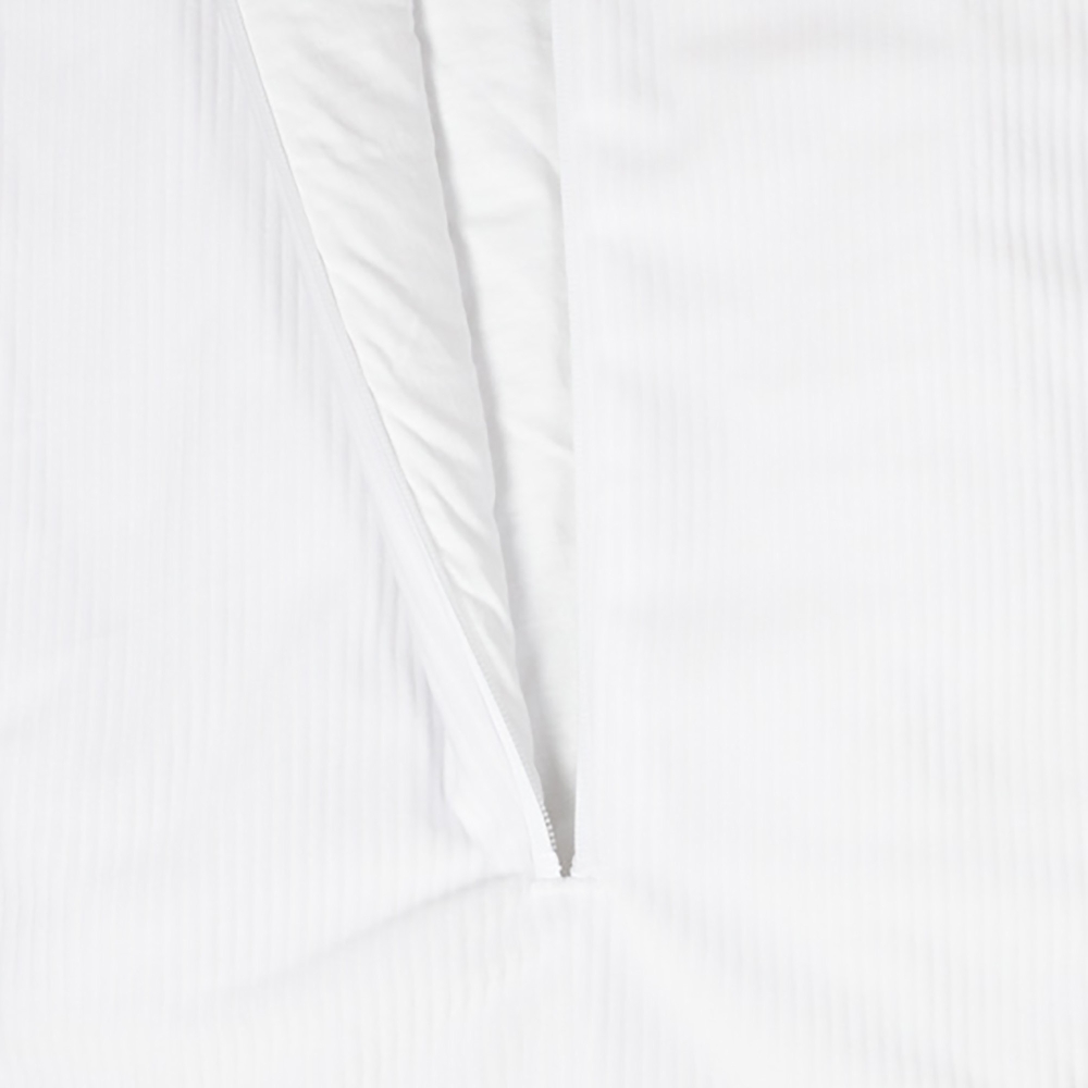 zoom on corduroy fabric of the newborn sleeping bag in velvet kolala and its white and sage green tribe zoom on corduroy fabric of the newborn sleeping bag in velvet kolala and its white and sage green tribe