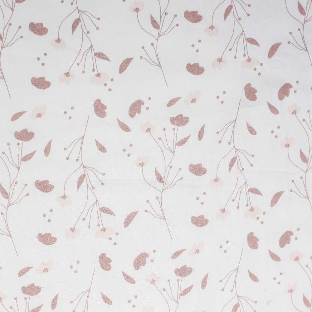 Pormenor do tecido e do estampado do saco de dormir para bebé de 90 cm, sobre fundo branco, com estampado floral - Rose & Lili Pormenor do tecido e do estampado do saco de dormir para bebé de 90 cm, sobre fundo branco, com estampado floral - Rose & Lili