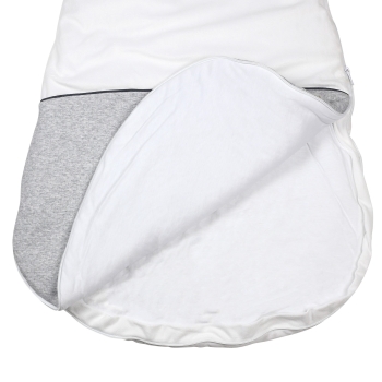 zoom sur la fermeture éclair de la gigoteuse Martin et ses copains pour bébé de 6 à 18 mois