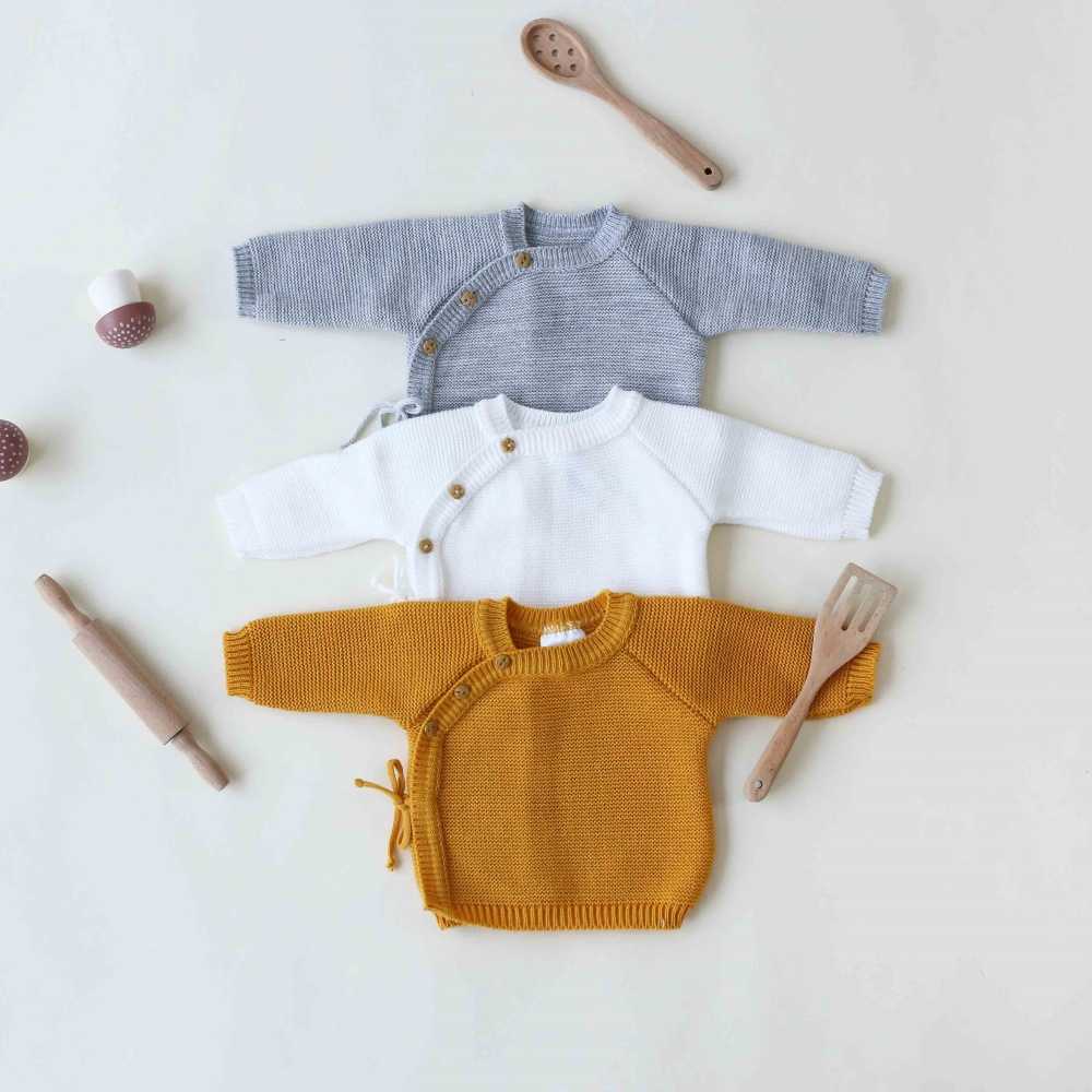 Hemdje baby in tricotsteek voor baby grijs, wit en mosterd