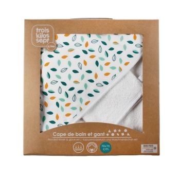 Boîte cadeau avec la cape de bain rangée dedans