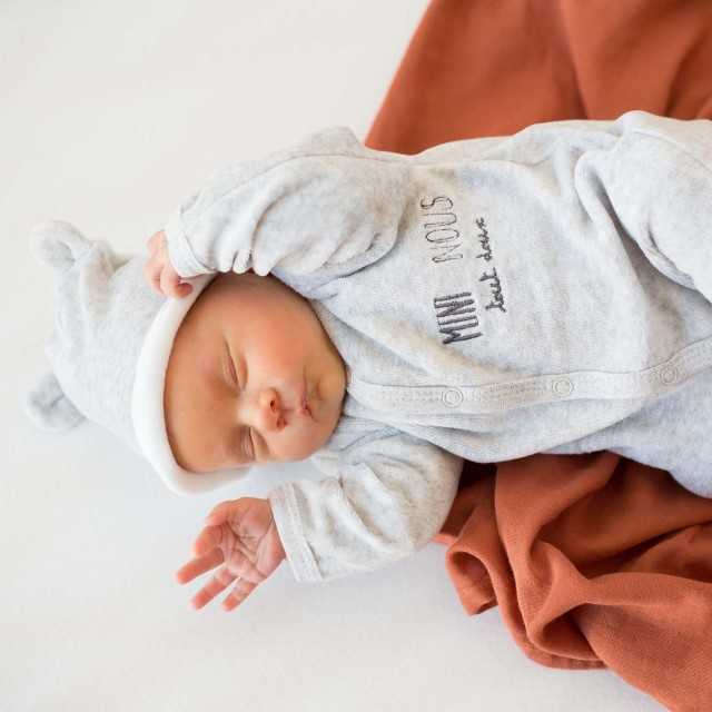 Fornecedor de roupa para bebé