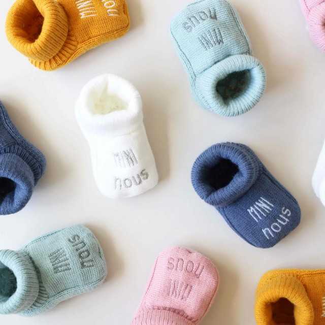 Fournisseur de chaussons et chaussettes pour bébé